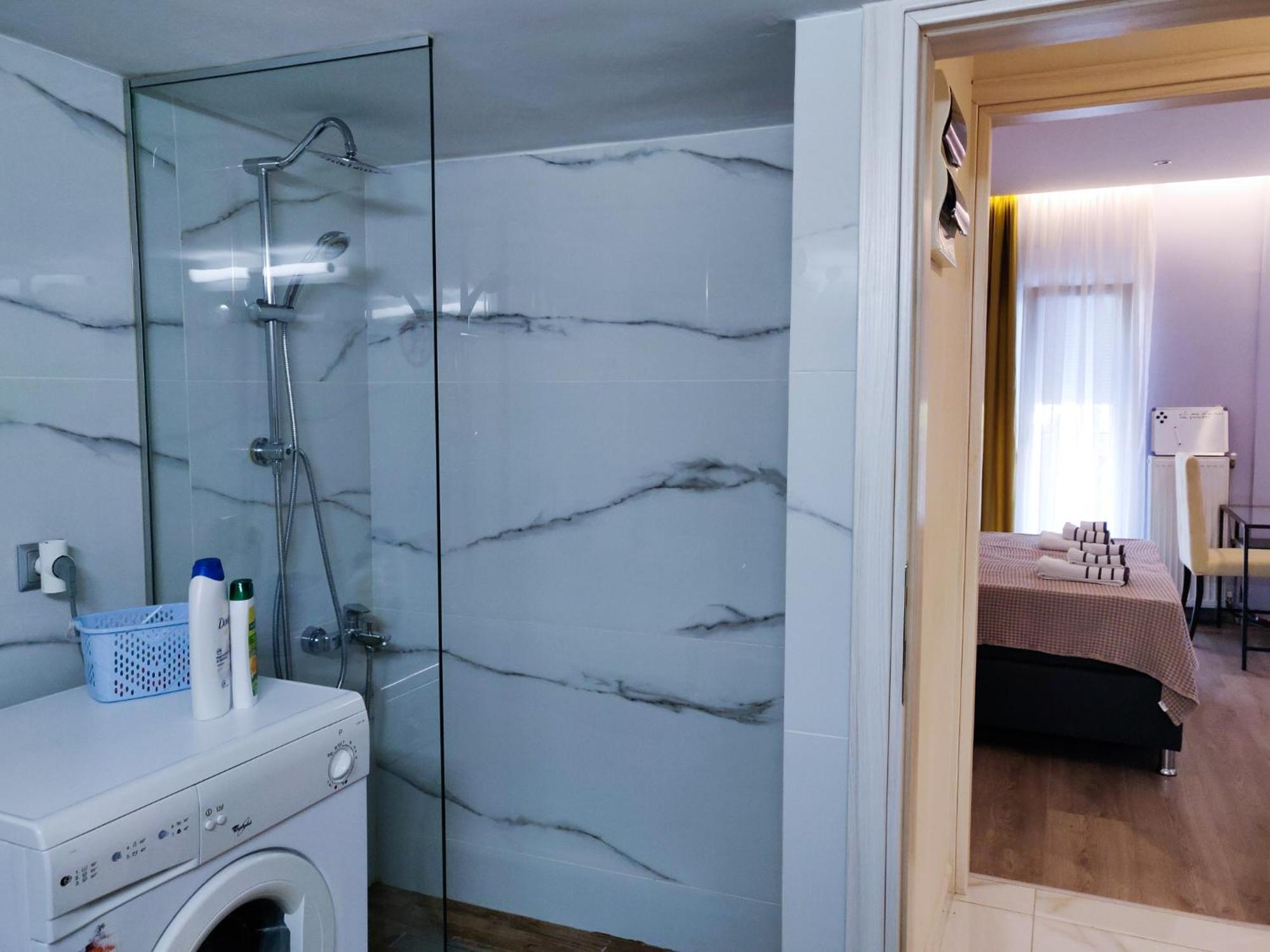 Luxury With King-sized Bed * Thessaloniki