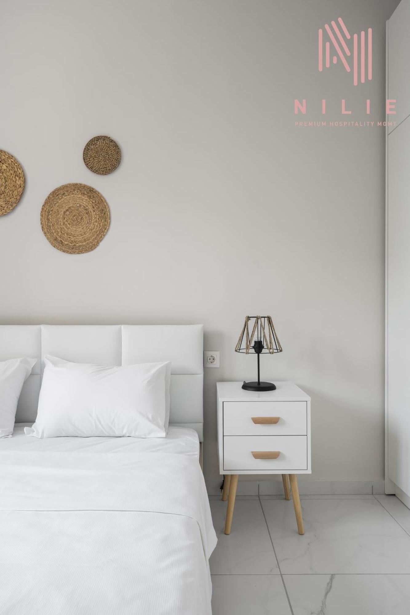 Ariadne, Nilie Hospitality Mgmt