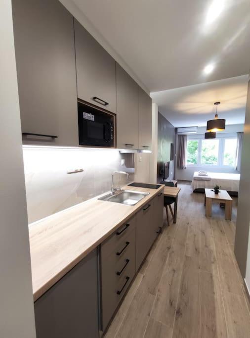 Luxury 1 * Tessalónica