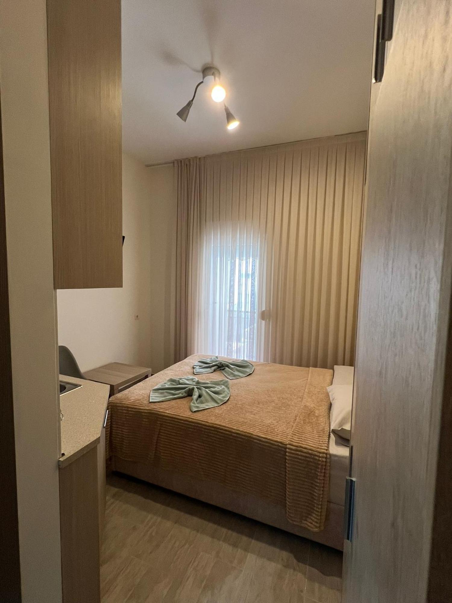 Aristotelous Square Apartment *