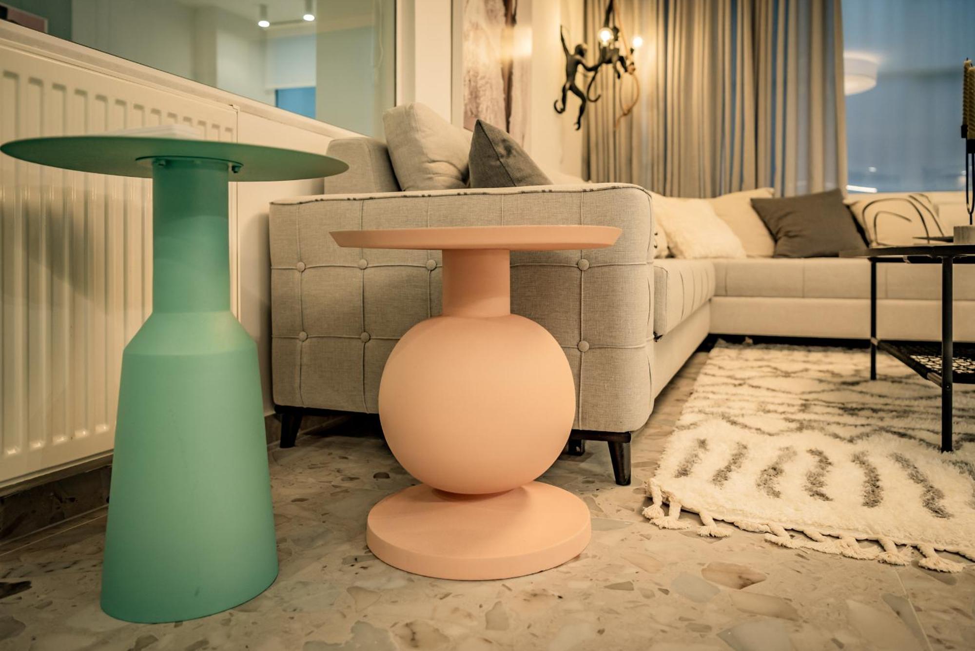 The Glass House Apartment