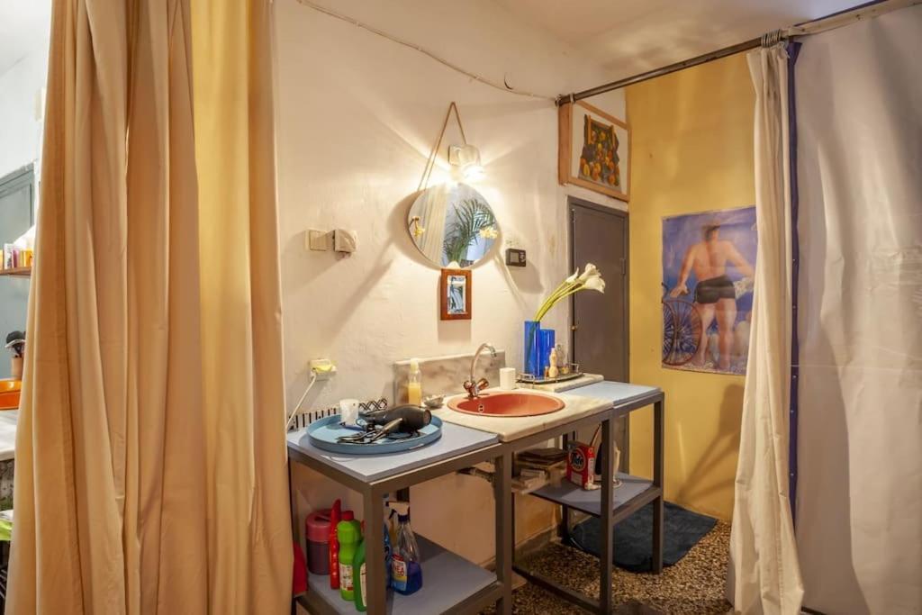 Greek Retro Decor & Wesanderson's Movies Design *