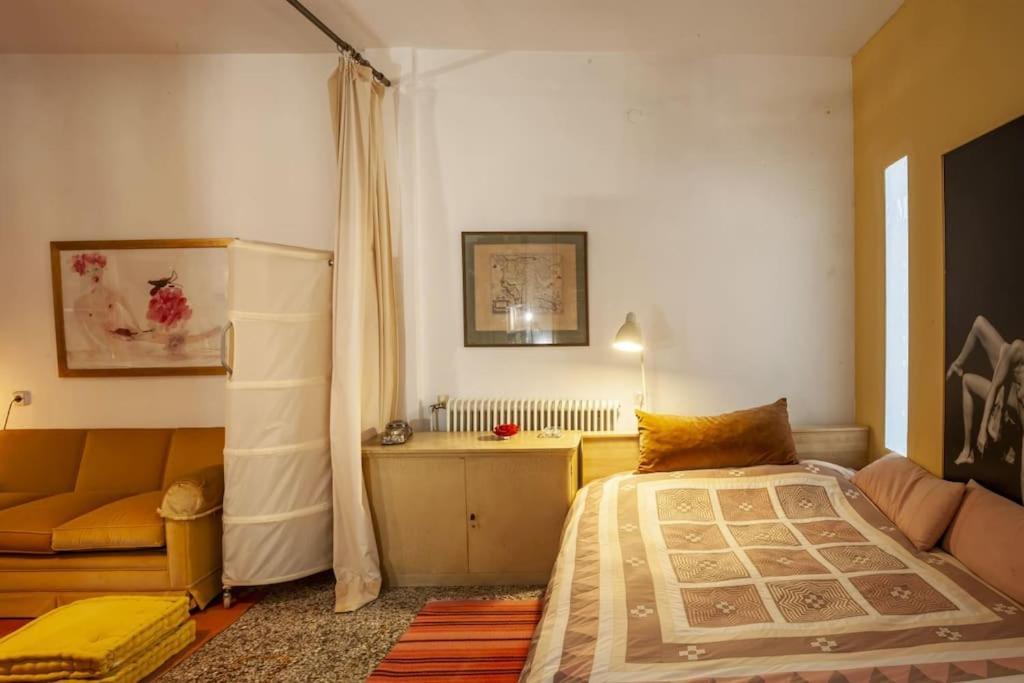 Greek Retro Decor & Wesanderson's Movies Design Apartment Thessaloniki