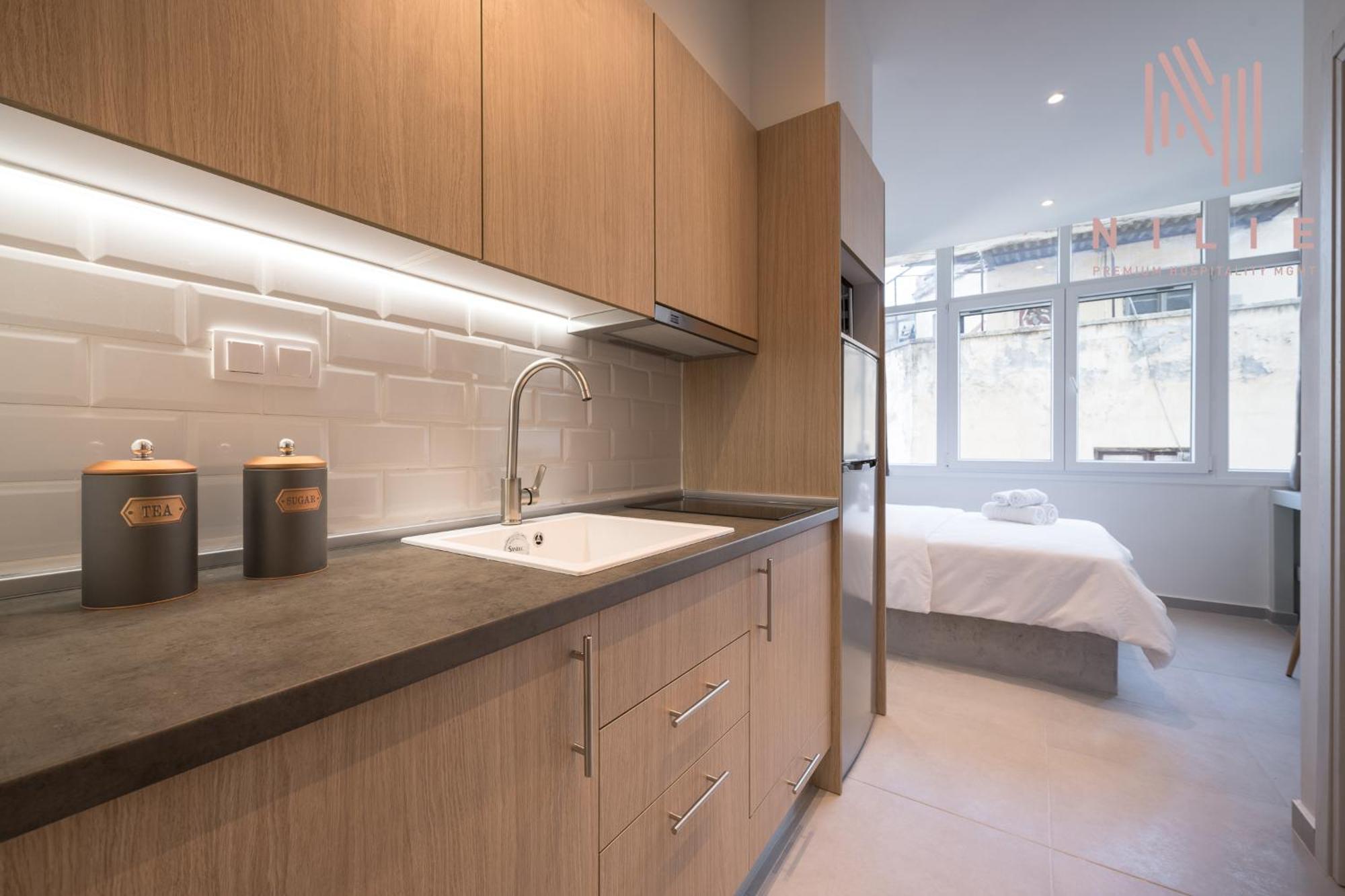 Yellow Door, Nilie Hospitality Mgmt Apartment
