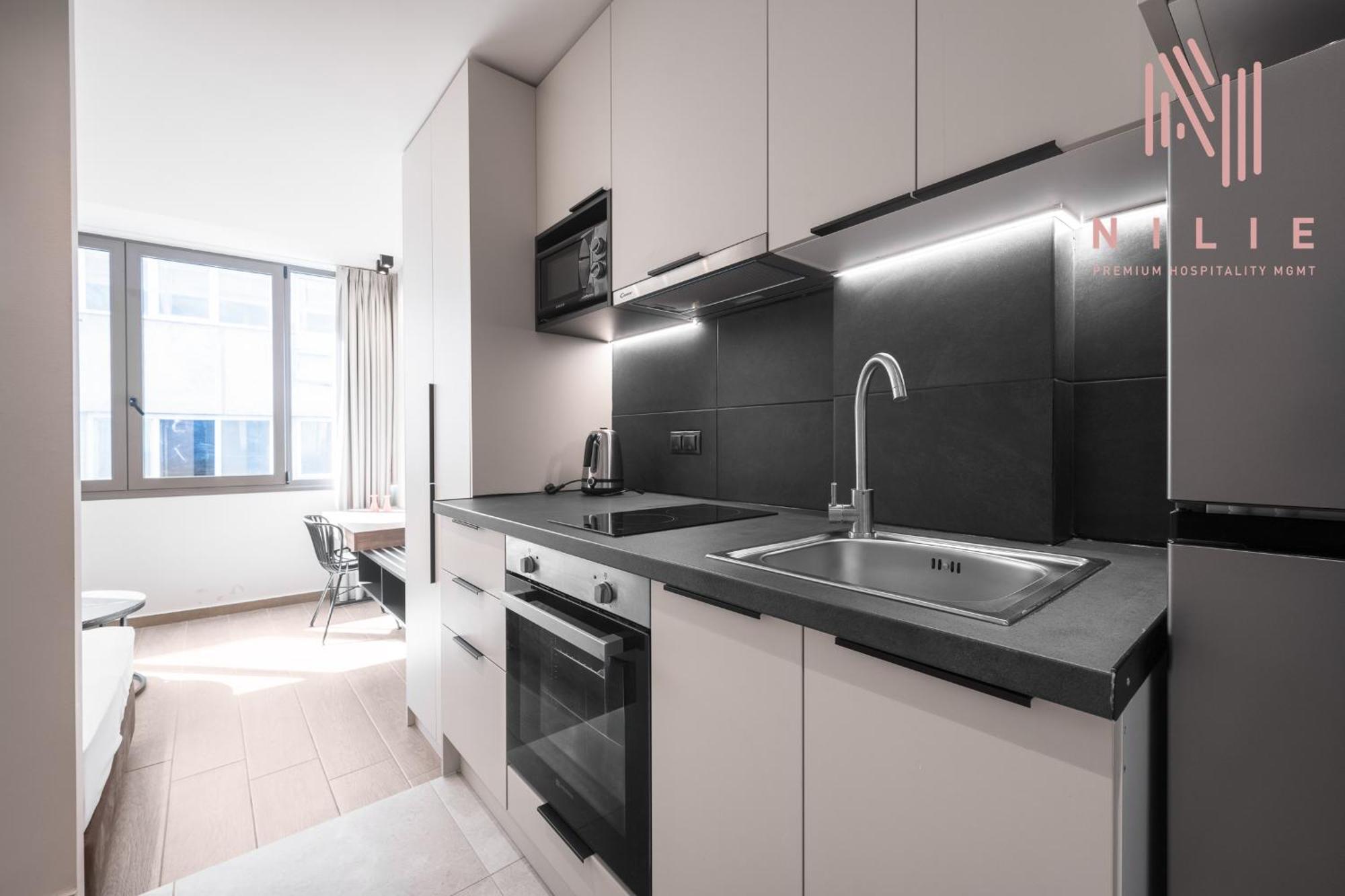 Vellow Door, Nilie Hospitality Mgmt * Thessaloniki