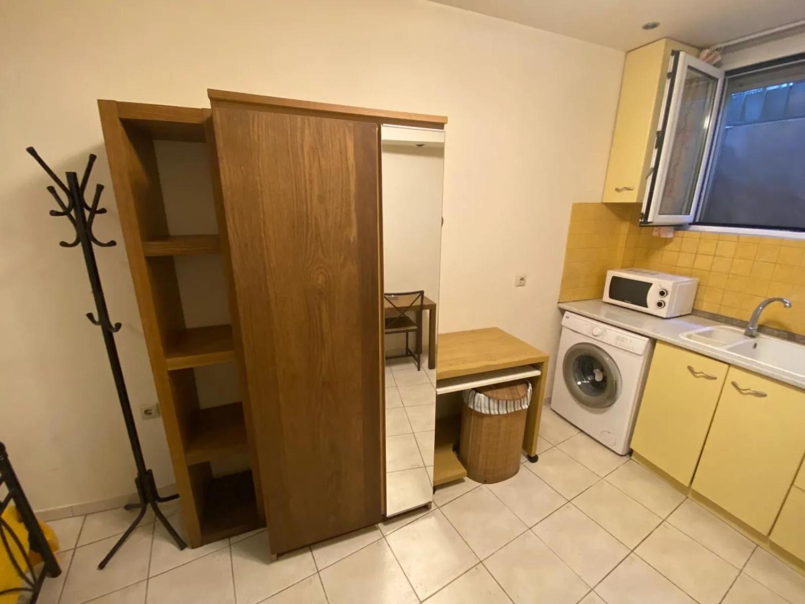 Apartment Amazing Studio Next To The Center 10 Mins Walk 123