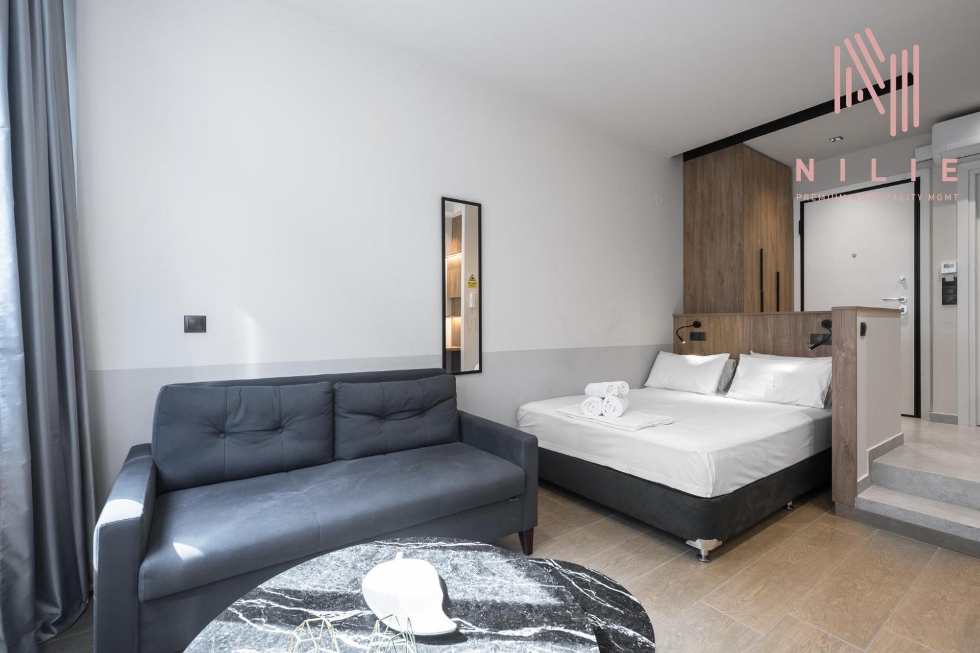 Vellow Door, Nilie Hospitality Mgmt Thessaloniki