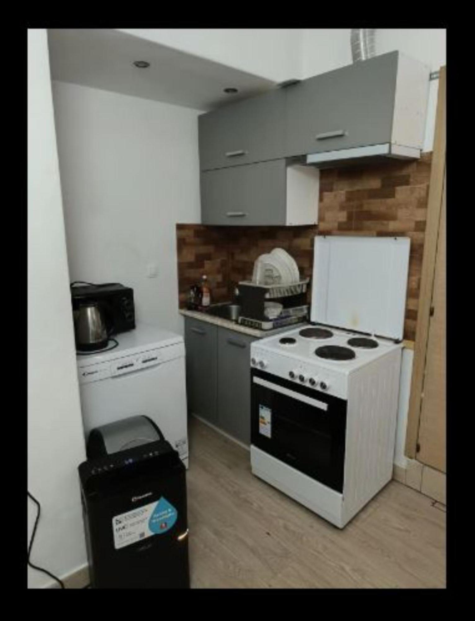 2 Bedroom Center * Thessaloniki