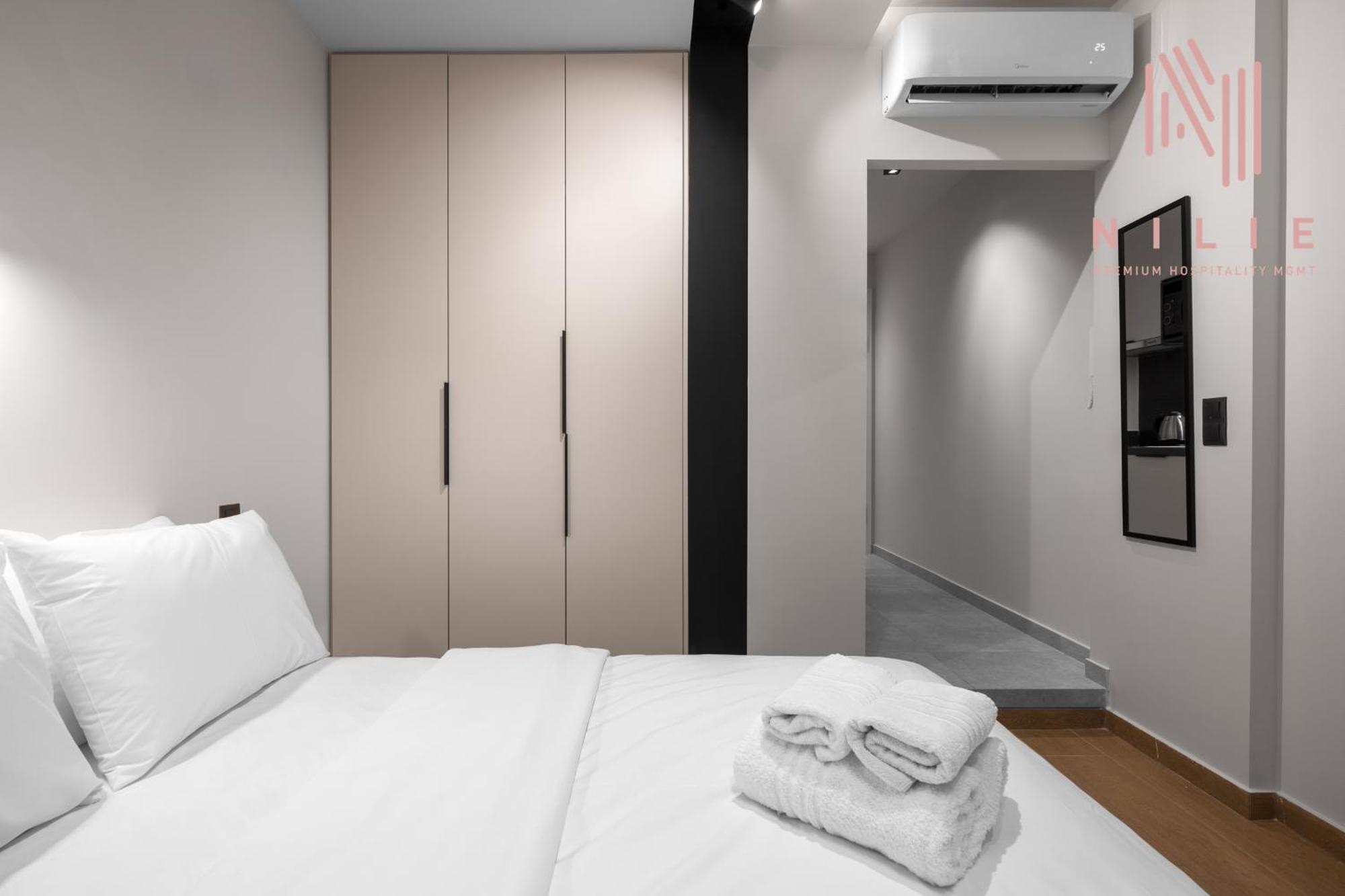 Vellow Door, Nilie Hospitality Mgmt * Thessaloniki