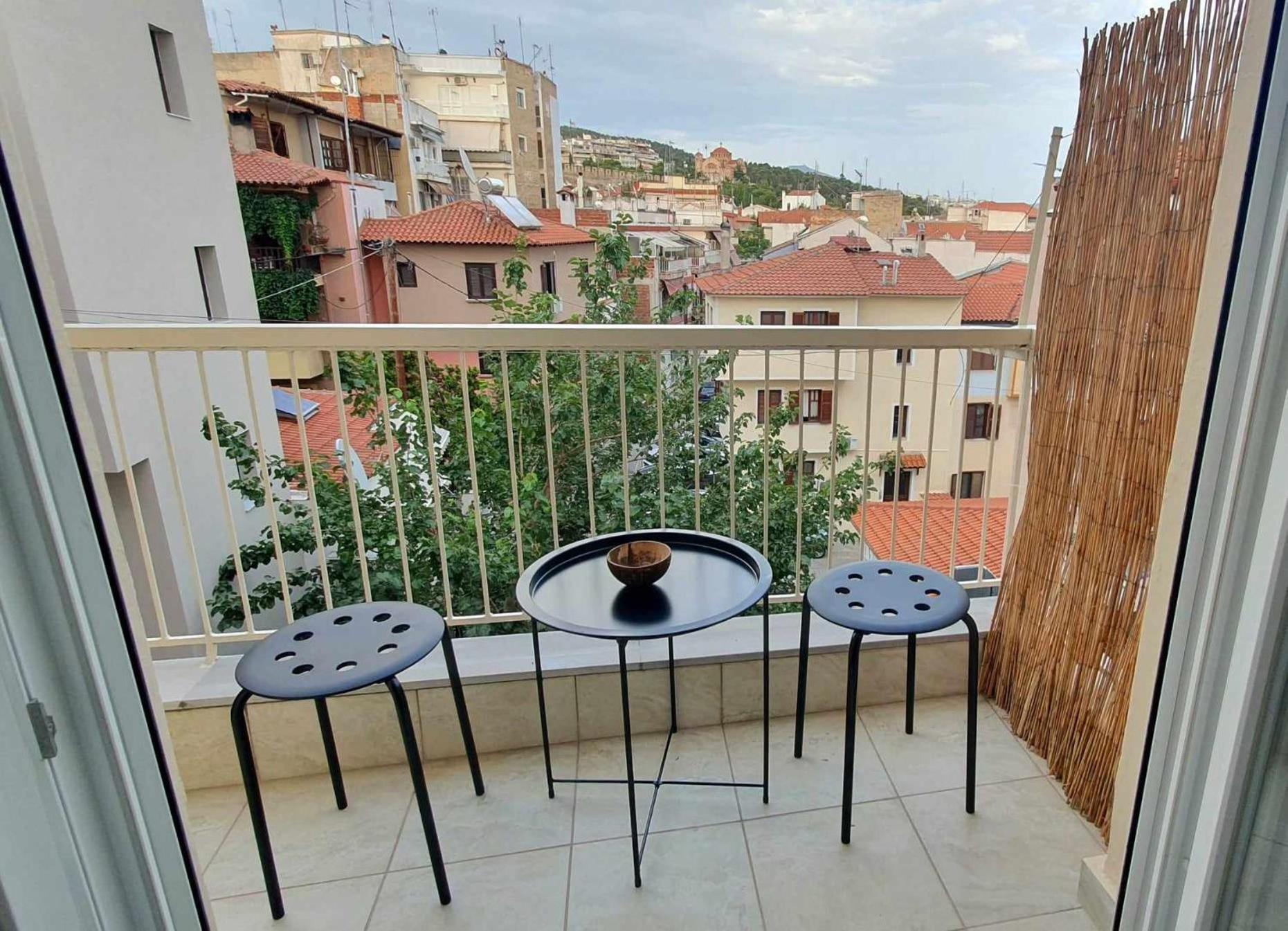 Bi&ly 34 Old Town With View Apartment
