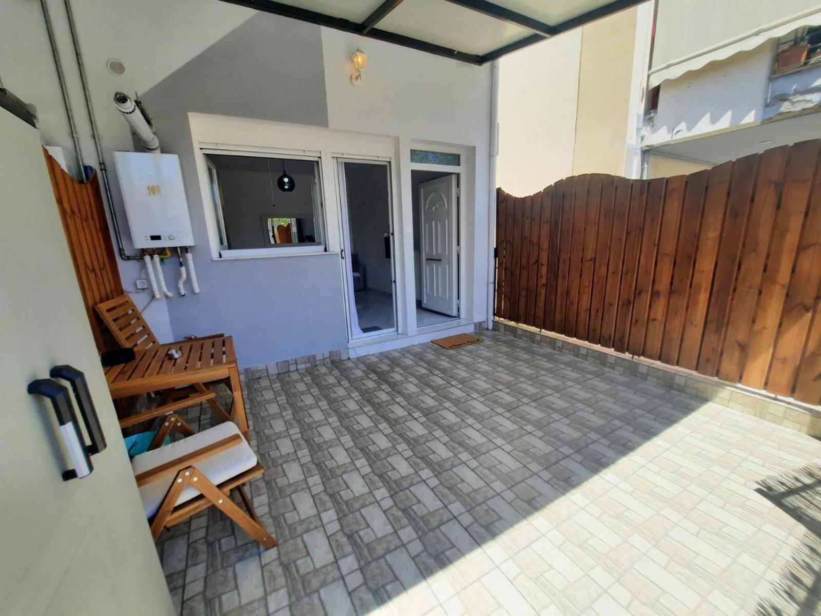 House B Diavata, *