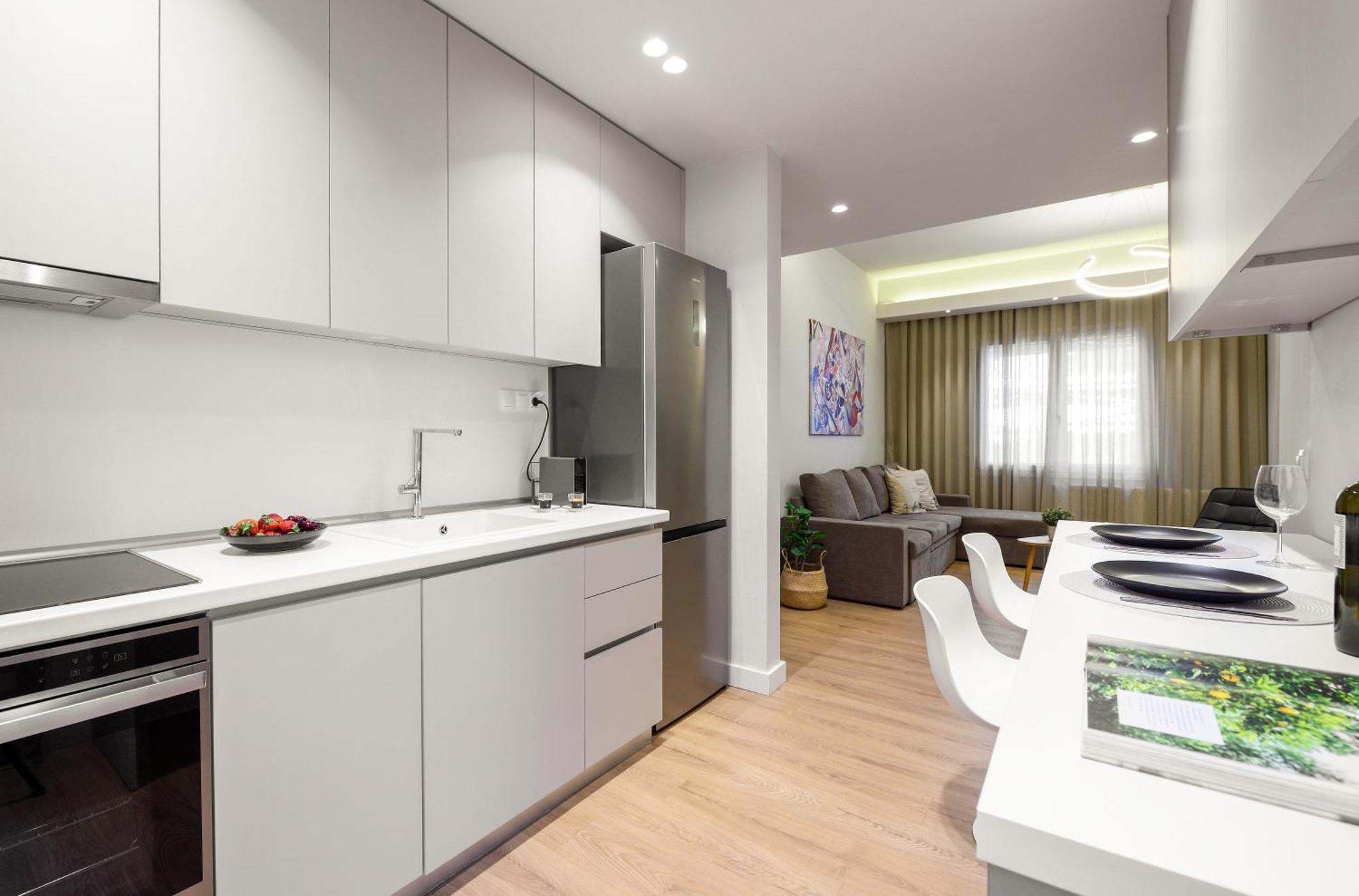 Apartment Elysium Retreat Next To White Tower & Helexpo *
