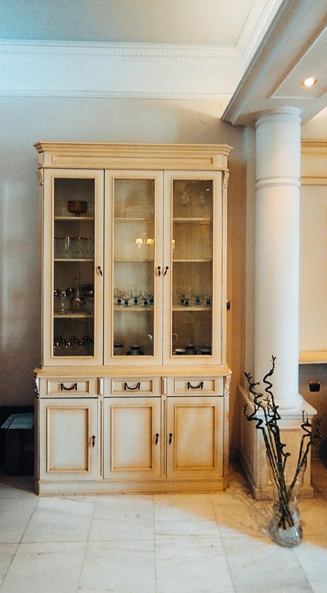 Elegant Tsimiski Neoclassical Apartment Thessaloniki