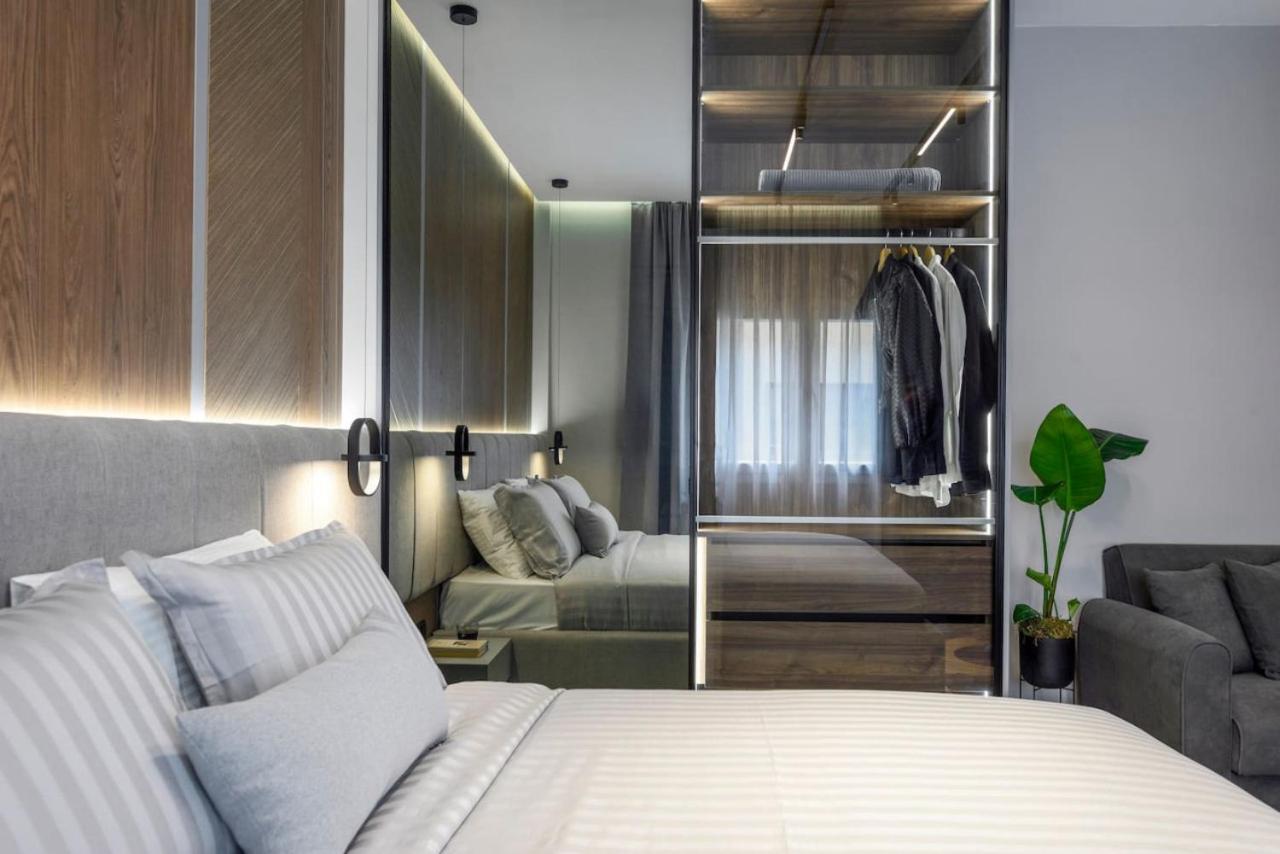 Aristotelian Virtues - Tharros Apartment Thessaloniki