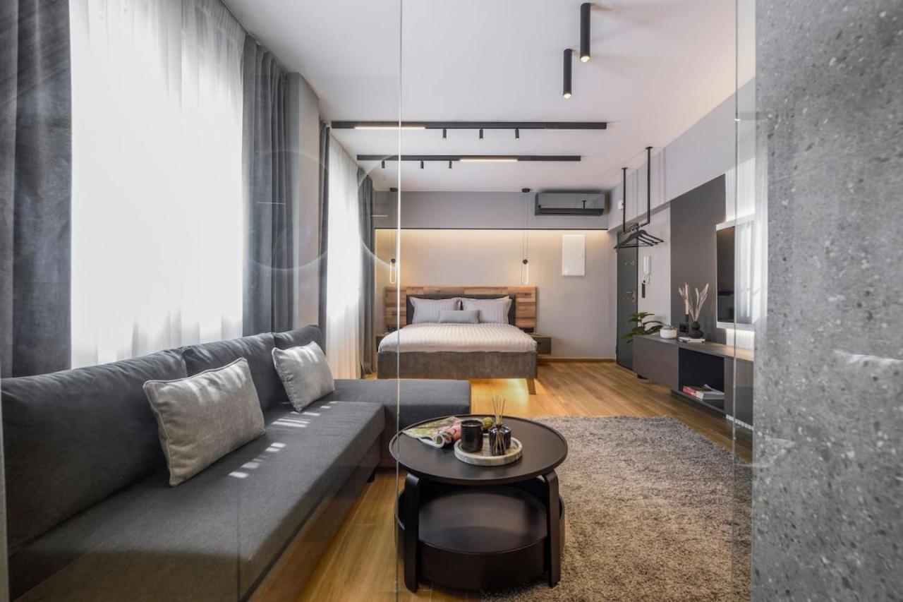 Appartement Aristotelian Virtues - Enkrateia *