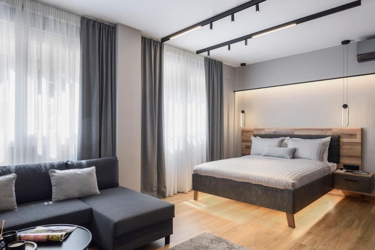 Aristotelian Virtues - Enkrateia Appartement Thessaloniki
