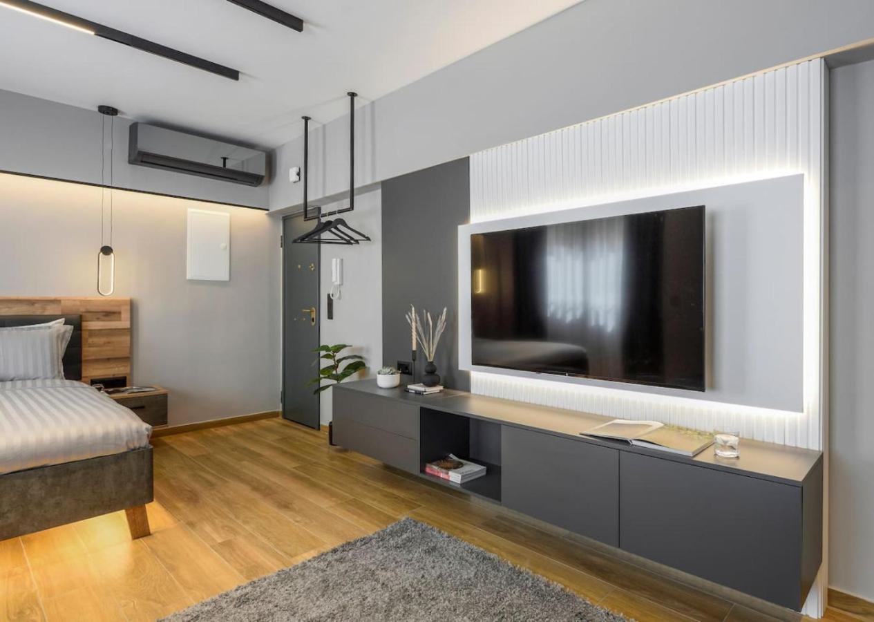 Aristotelian Virtues - Enkrateia Appartement Thessaloniki