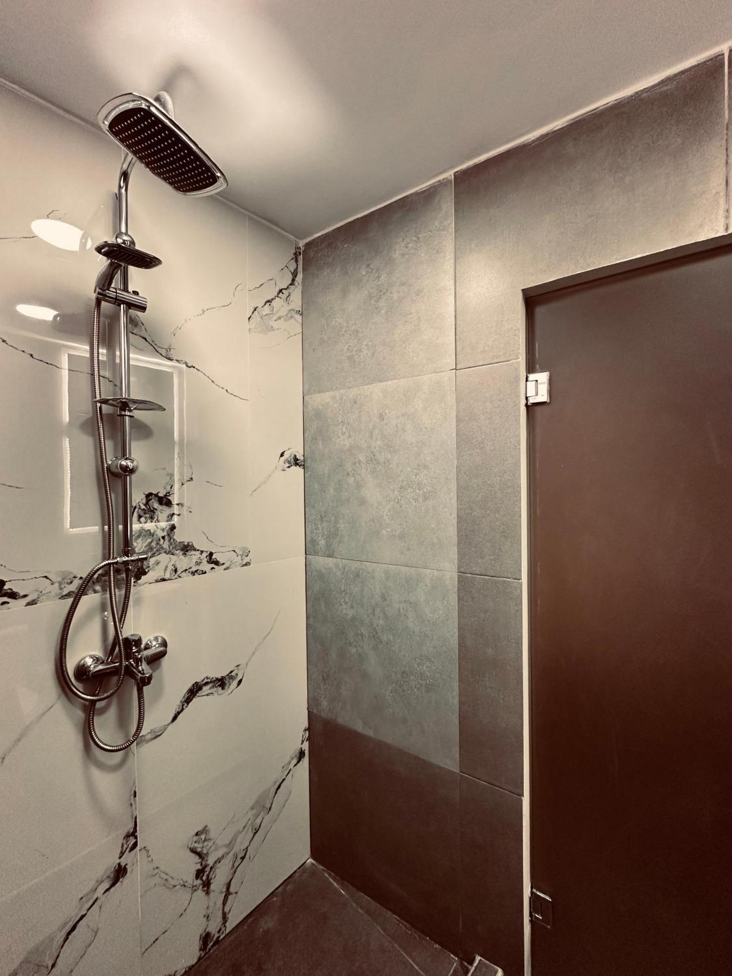 Apartamento Rainbow Antigonidon