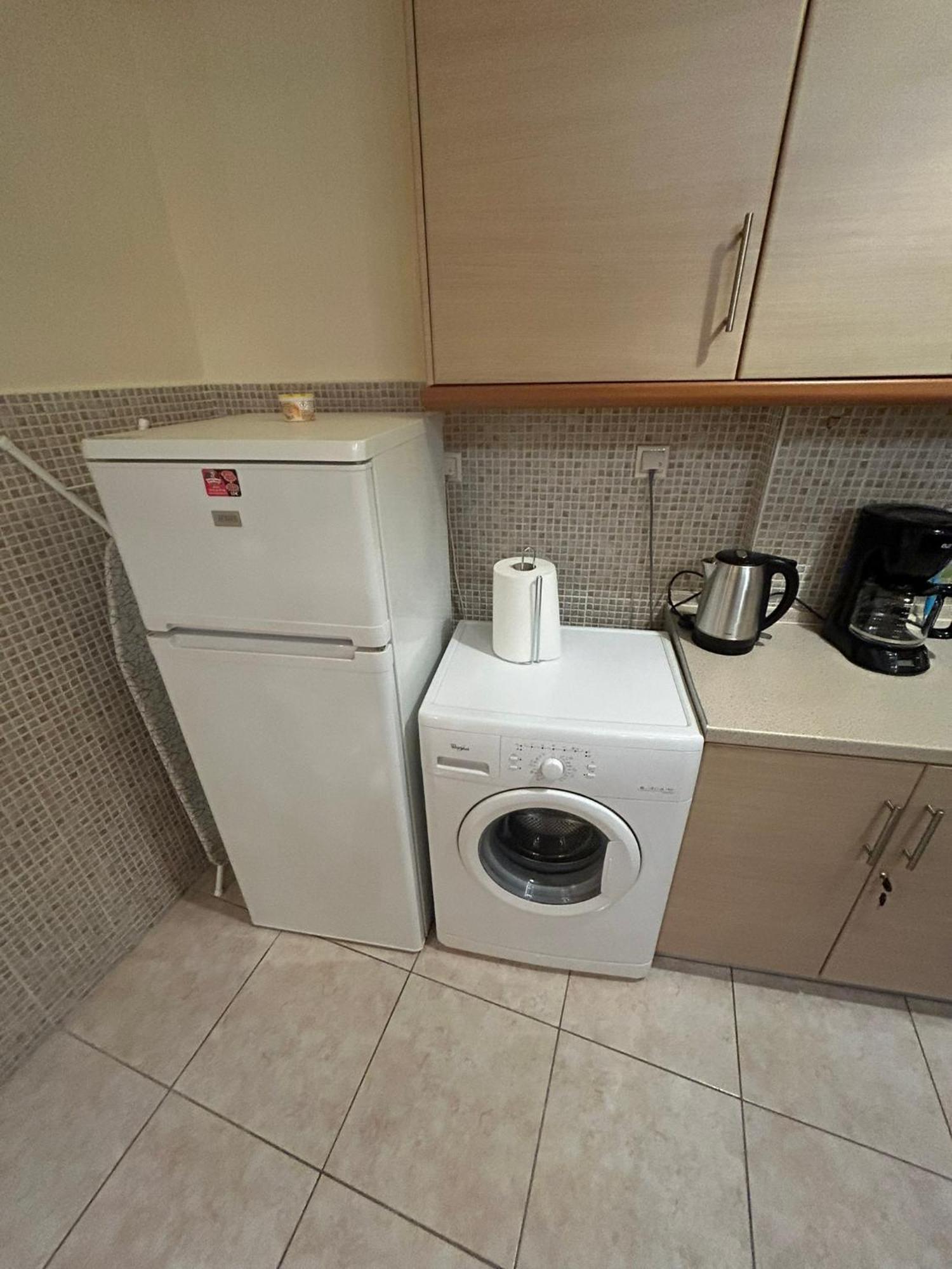 Aps In White Tower Apartment