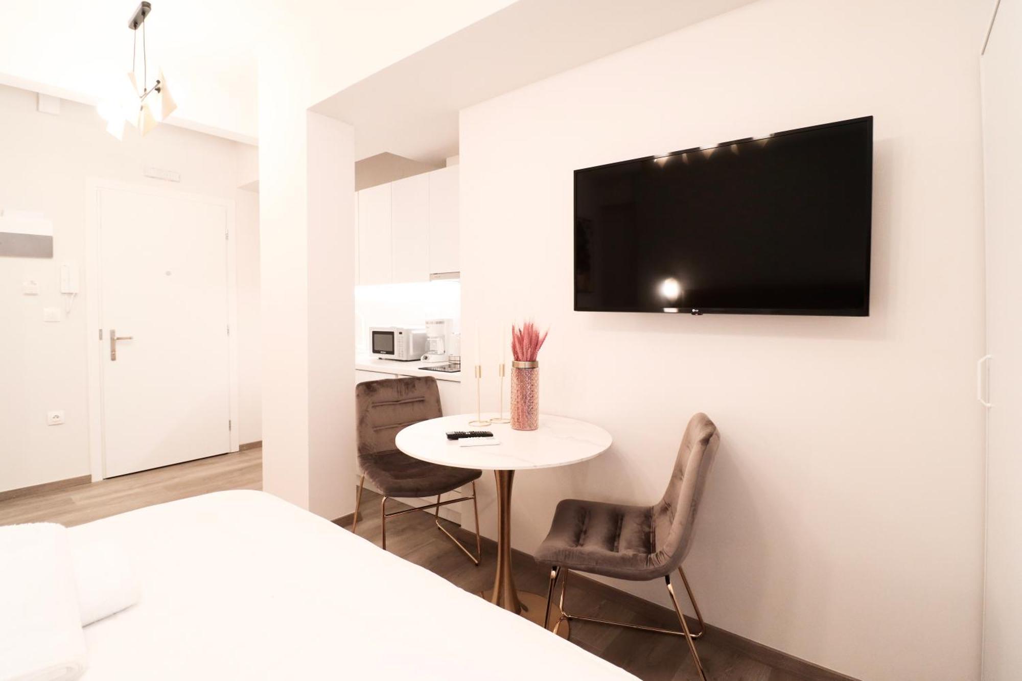 Apartment F & B Collection - *