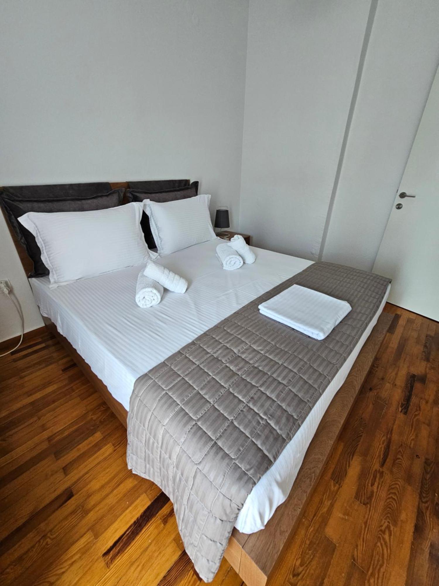 Koukoufli Penthouse 2bds *
