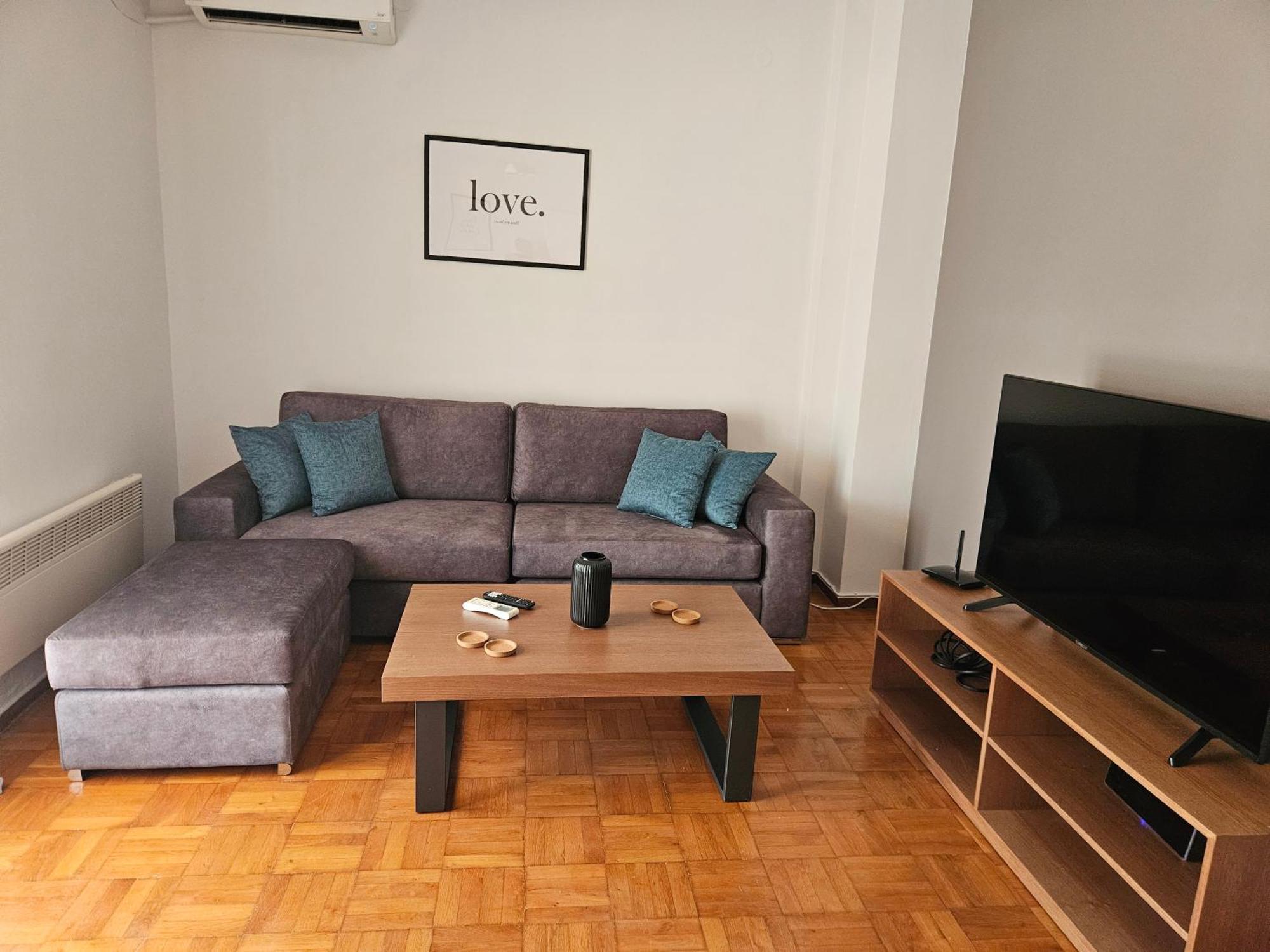 Koukoufli Penthouse 2bds Apartment