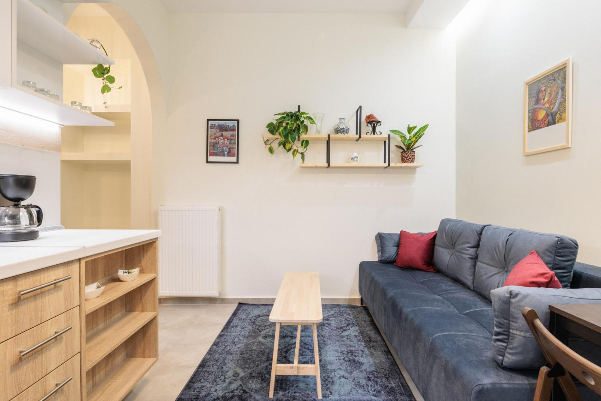 Apartment Navarinou Hideaway *