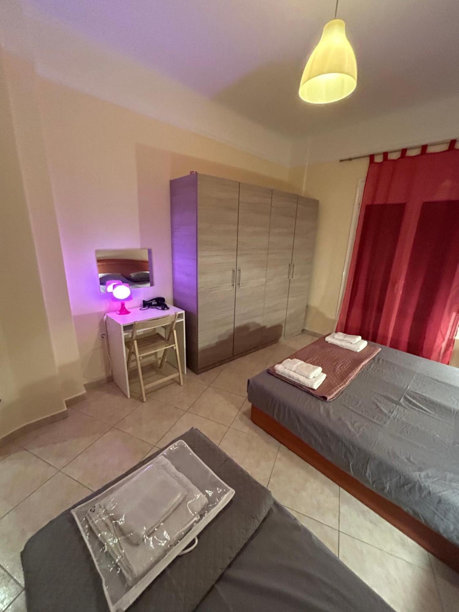 Apartment Aps In White Tower