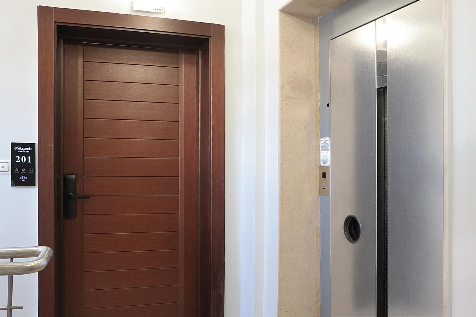 Metaxenia's 201 Appartement *