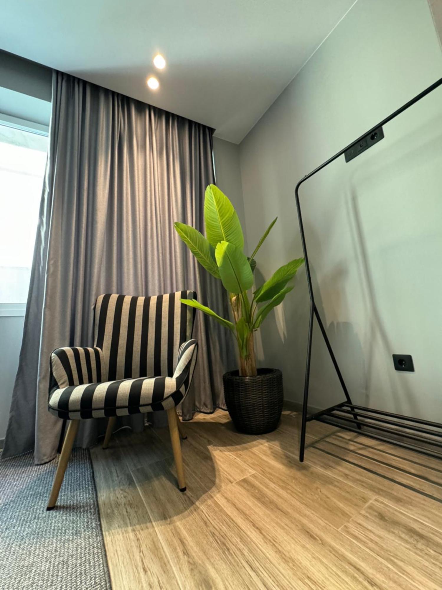 No9, Chic & Modern 2bdr In The Centre Of *