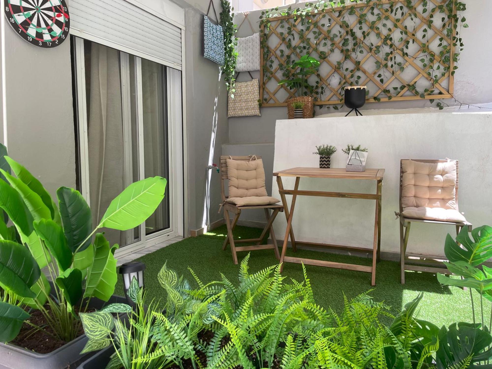 Palmera Freeparking * Thessaloniki