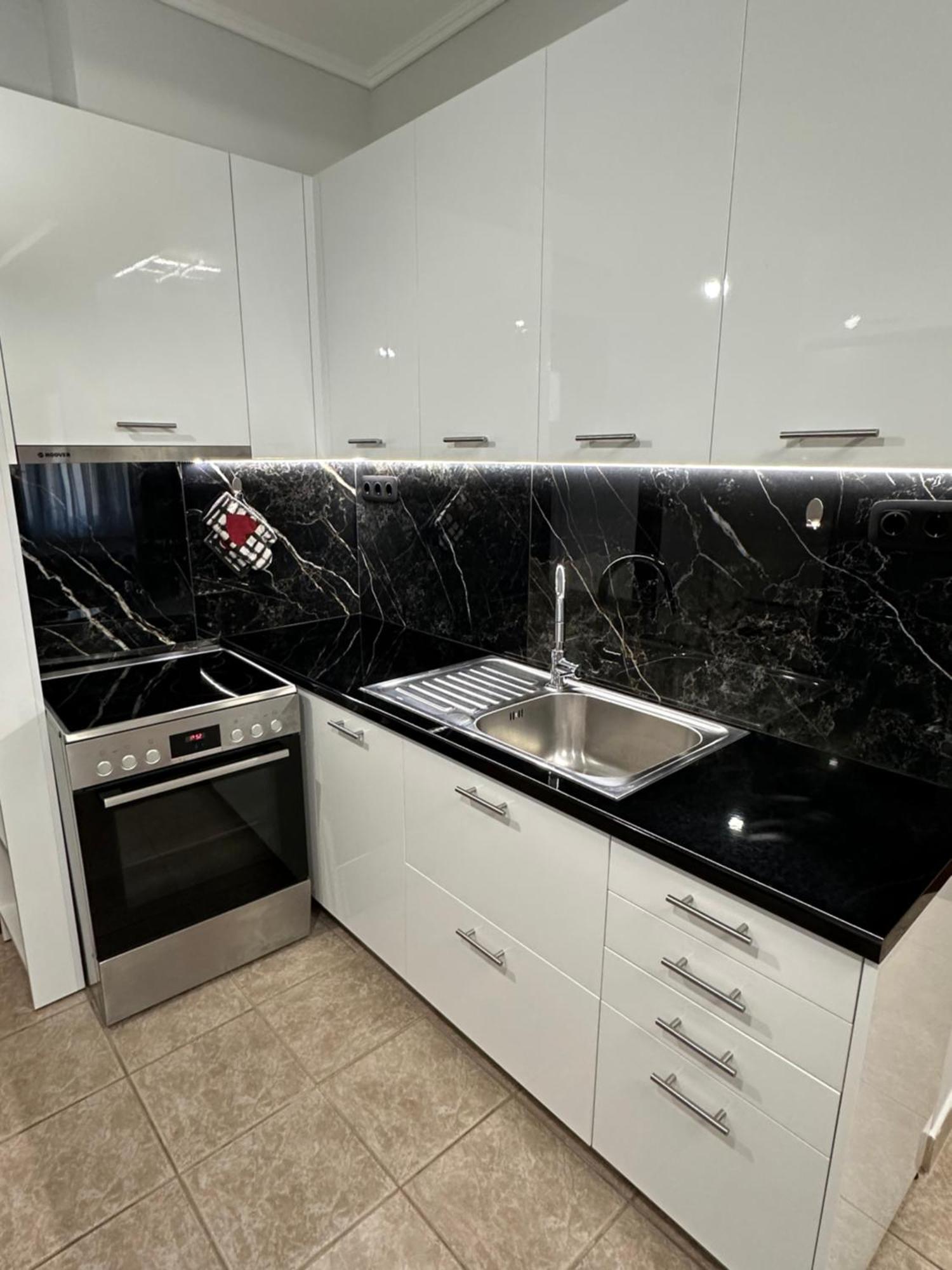 Prism Free Private Parking Apartment