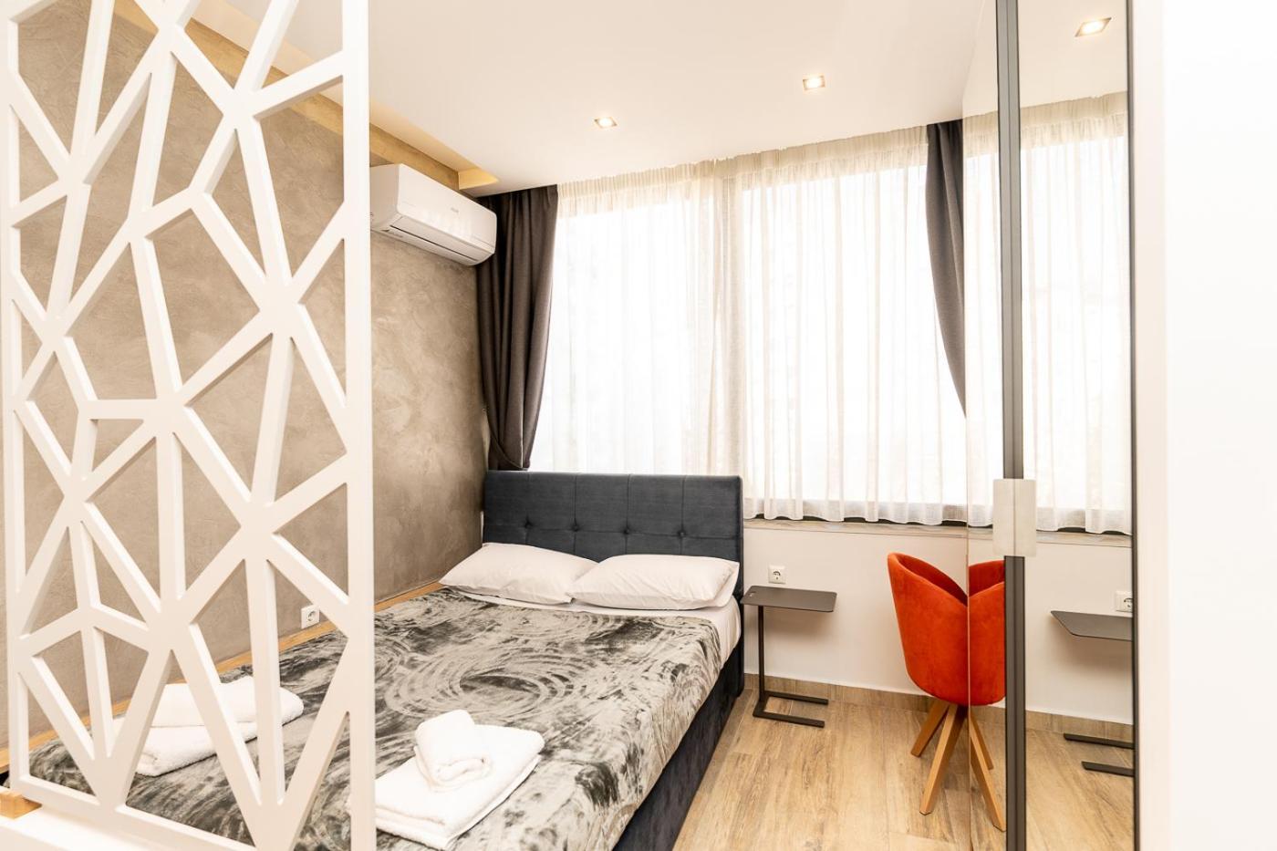 Delmare Val Apartment *