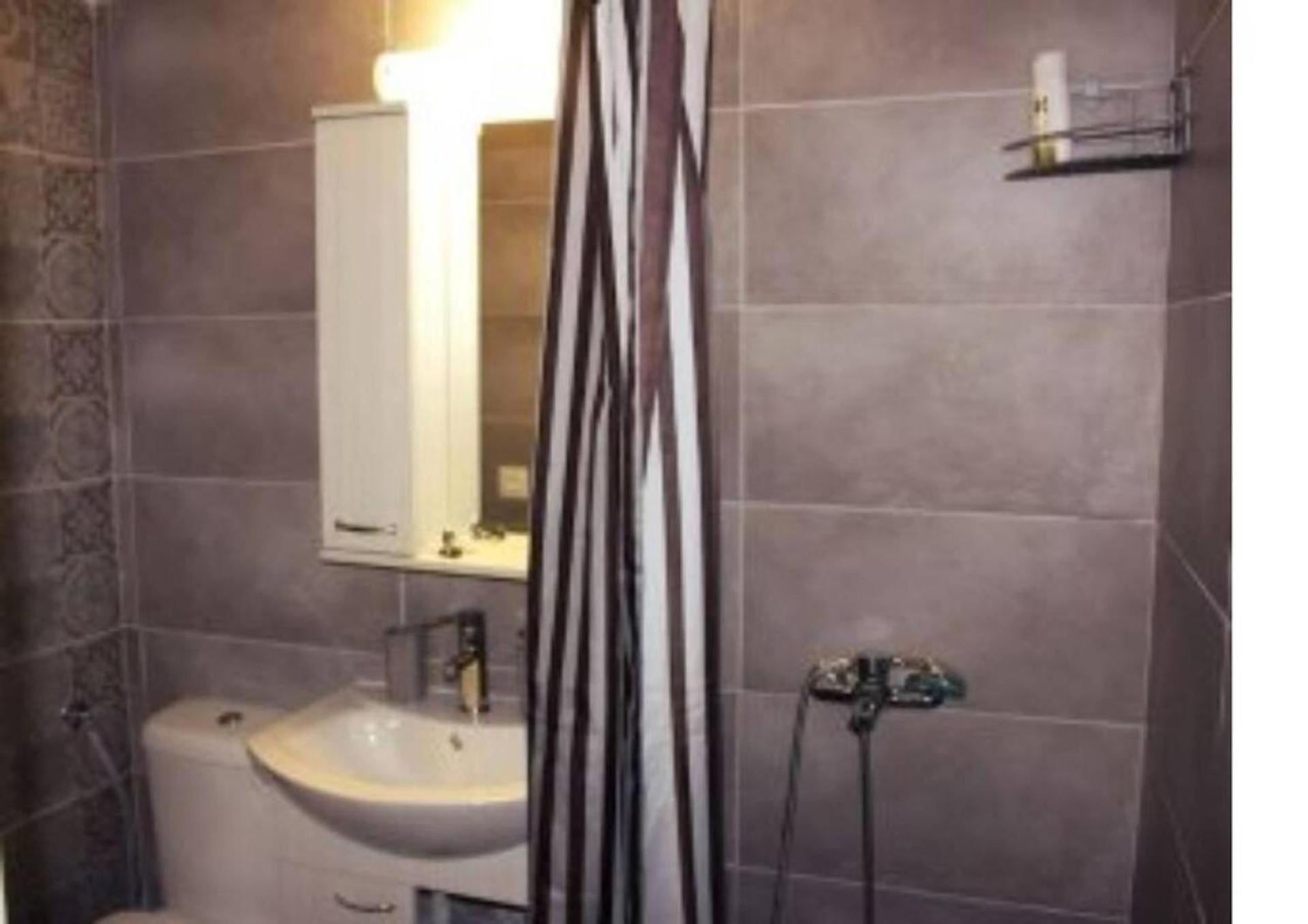 Beautiful 1-bedroom Next To Center Thessaloniki