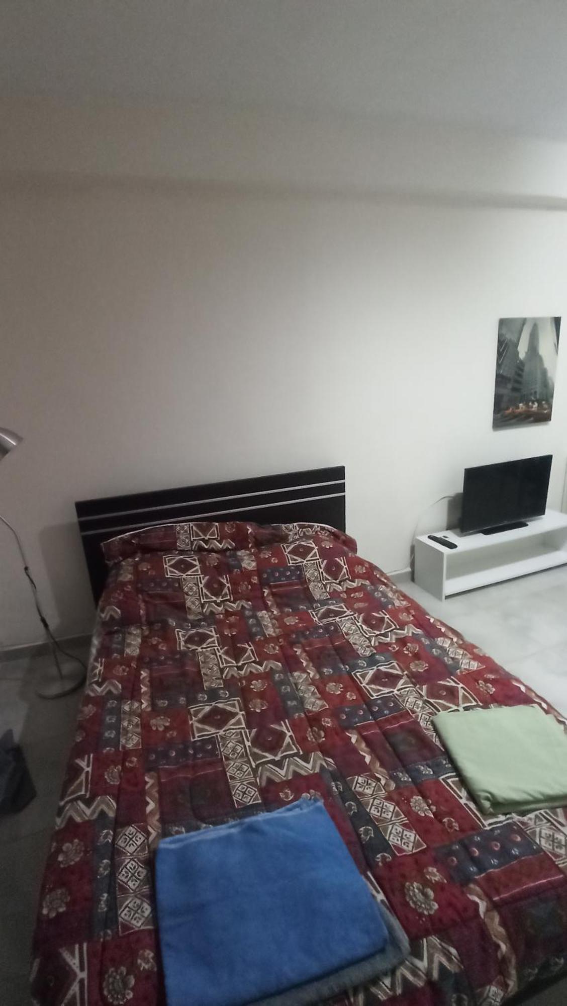 Beautiful 1-bedroom Next To Center