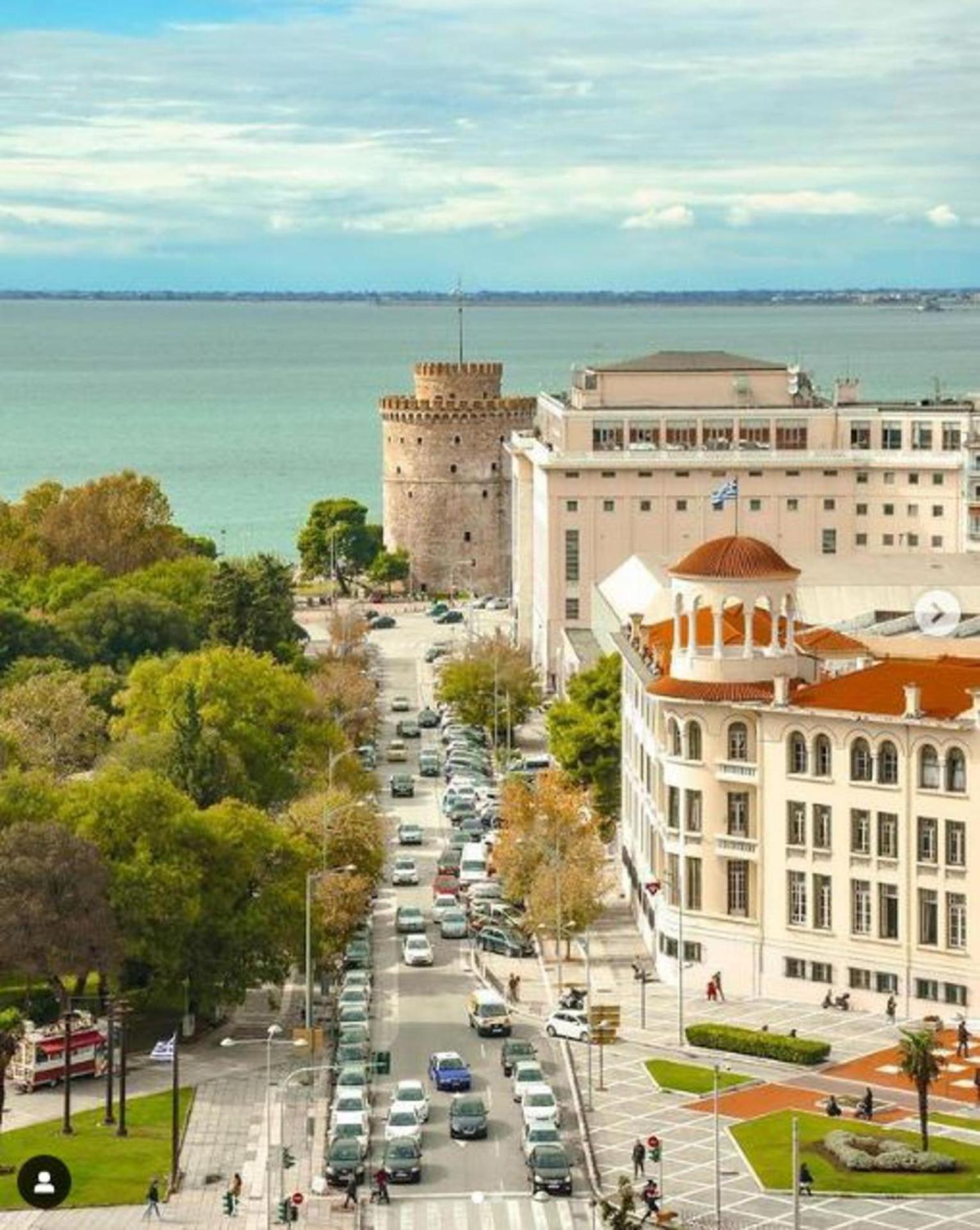Beautiful 1-bedroom Next To Center * Thessaloniki
