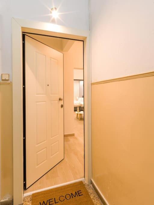 Apartment Luxmini 2bd Apt Near The Sea