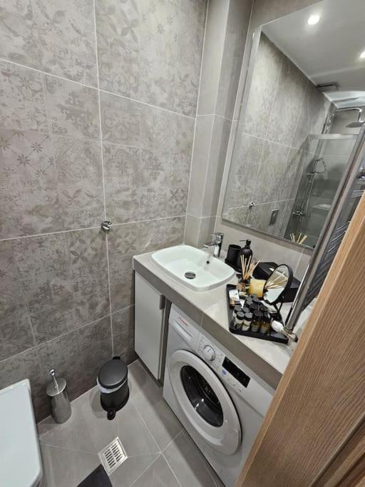 Luxmini 2bd Apt Near The Sea Apartment Thessaloniki