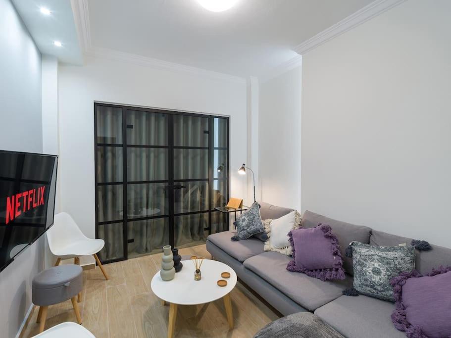 Apartment Luxmini 2bd Apt Near The Sea