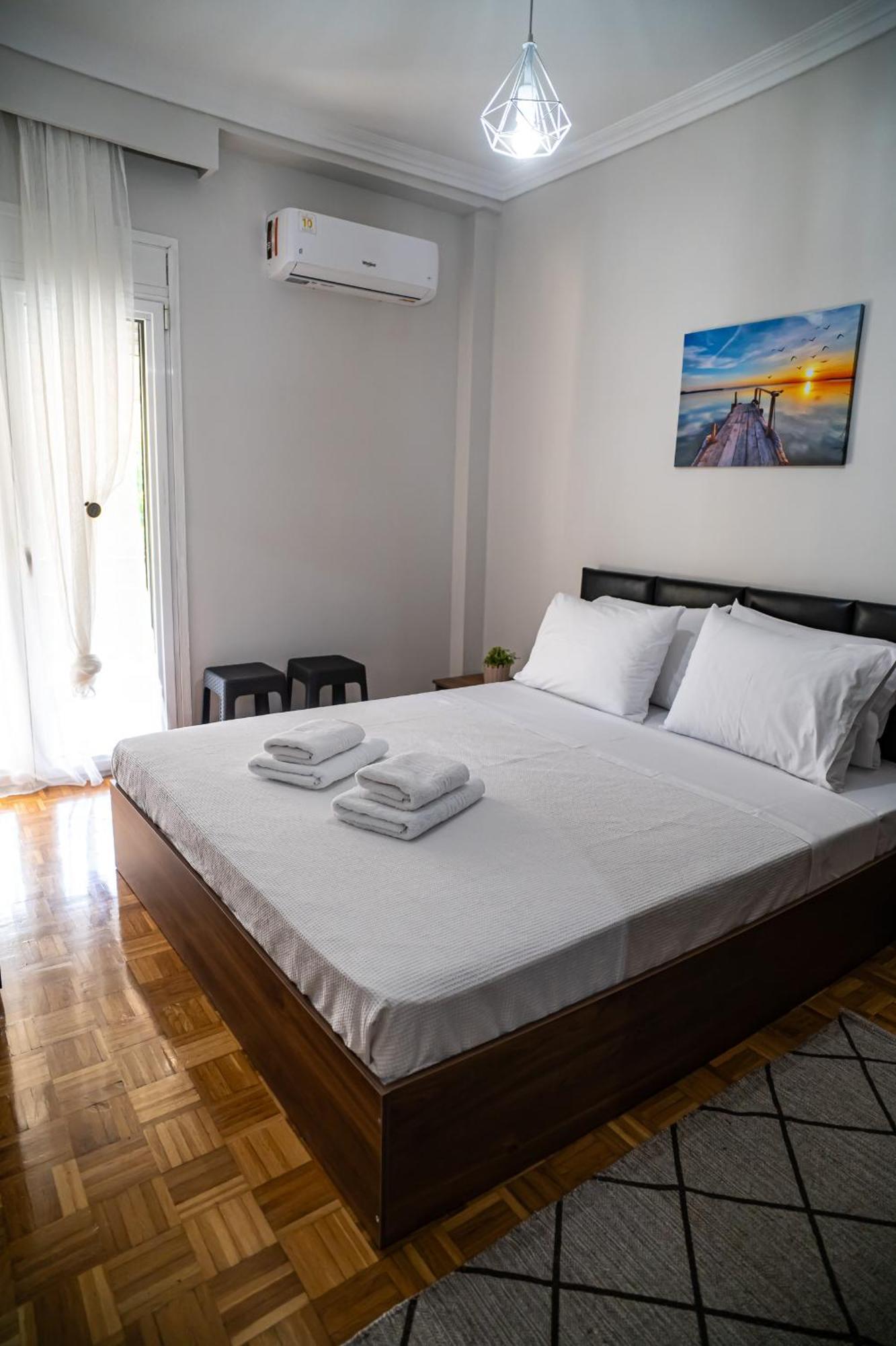 Feel Greek Hospitality #θ006 *