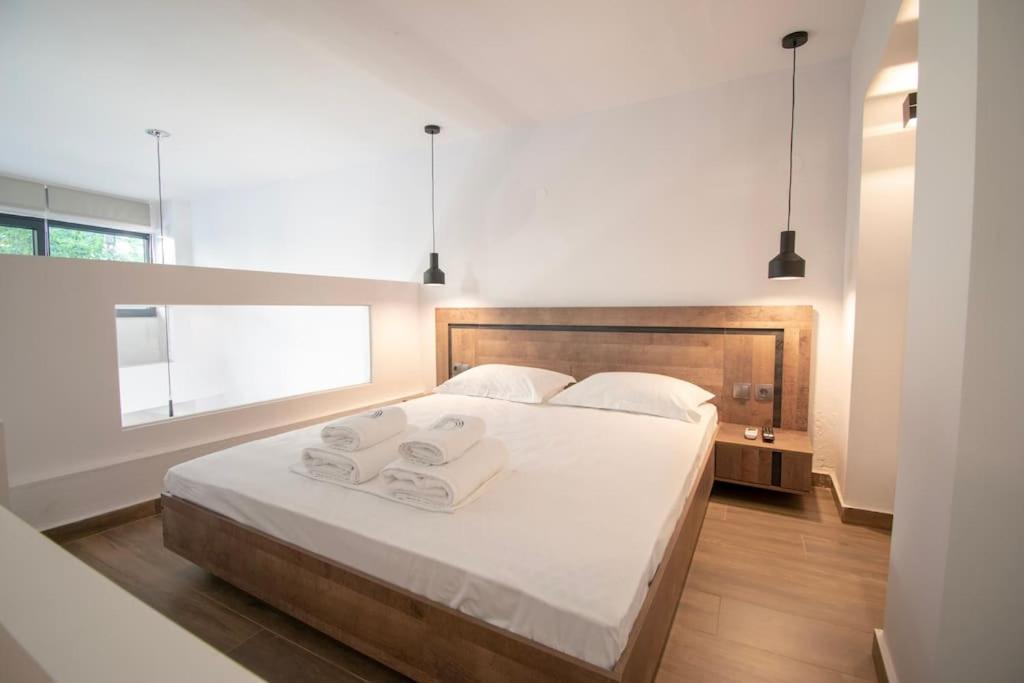 Căn hộ Antigonidon Loft