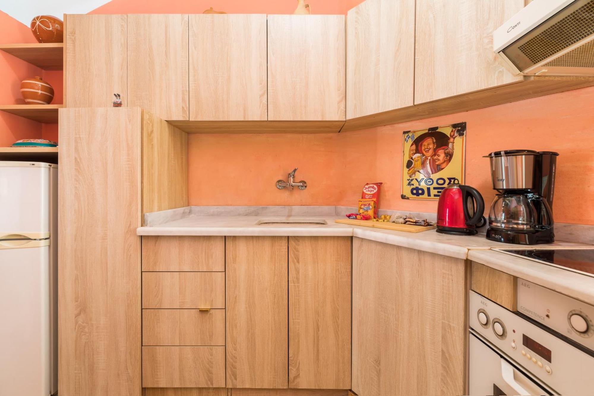 Apartment Butterfly By Halu!, Colourful House In The Center Thessaloniki