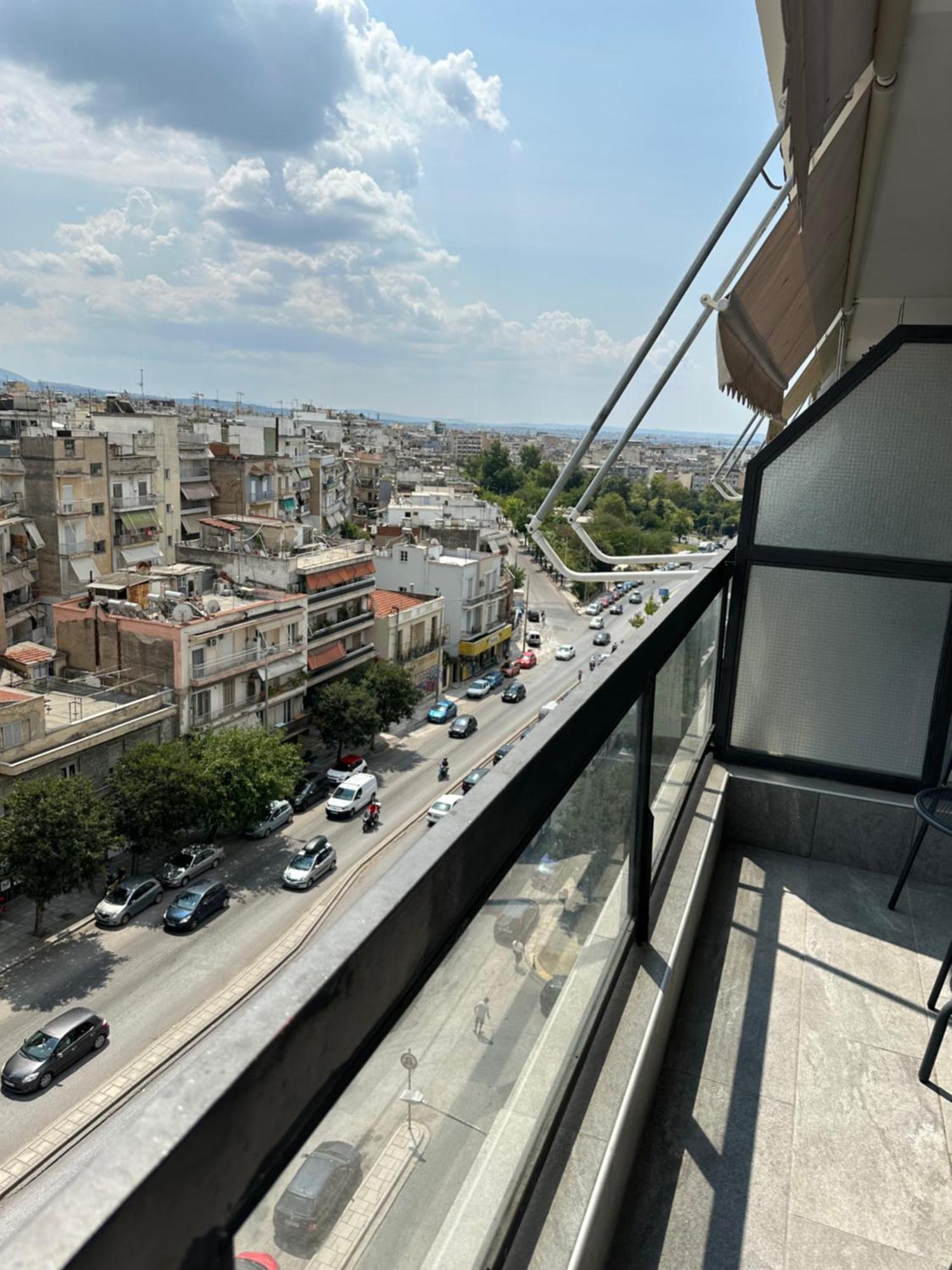Minimalist W/ View * Thessaloniki