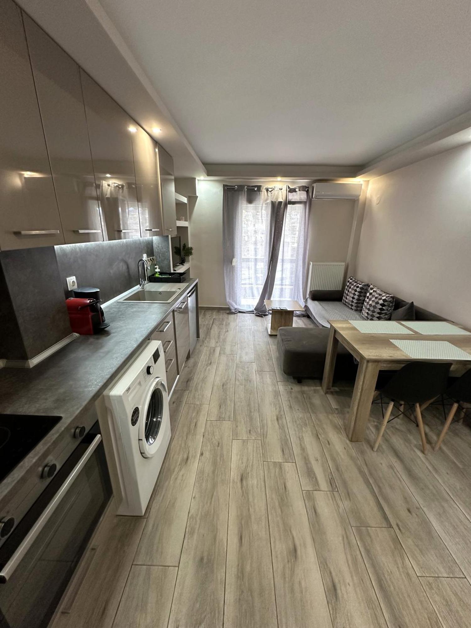 Apartment Minimalist W/ View *