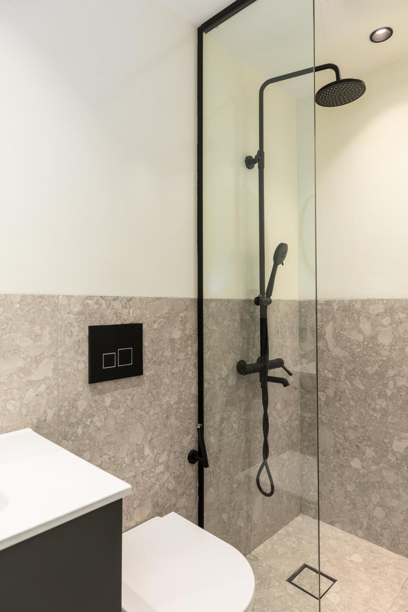 Celine By Halu!, Spacious Next To Business Hub