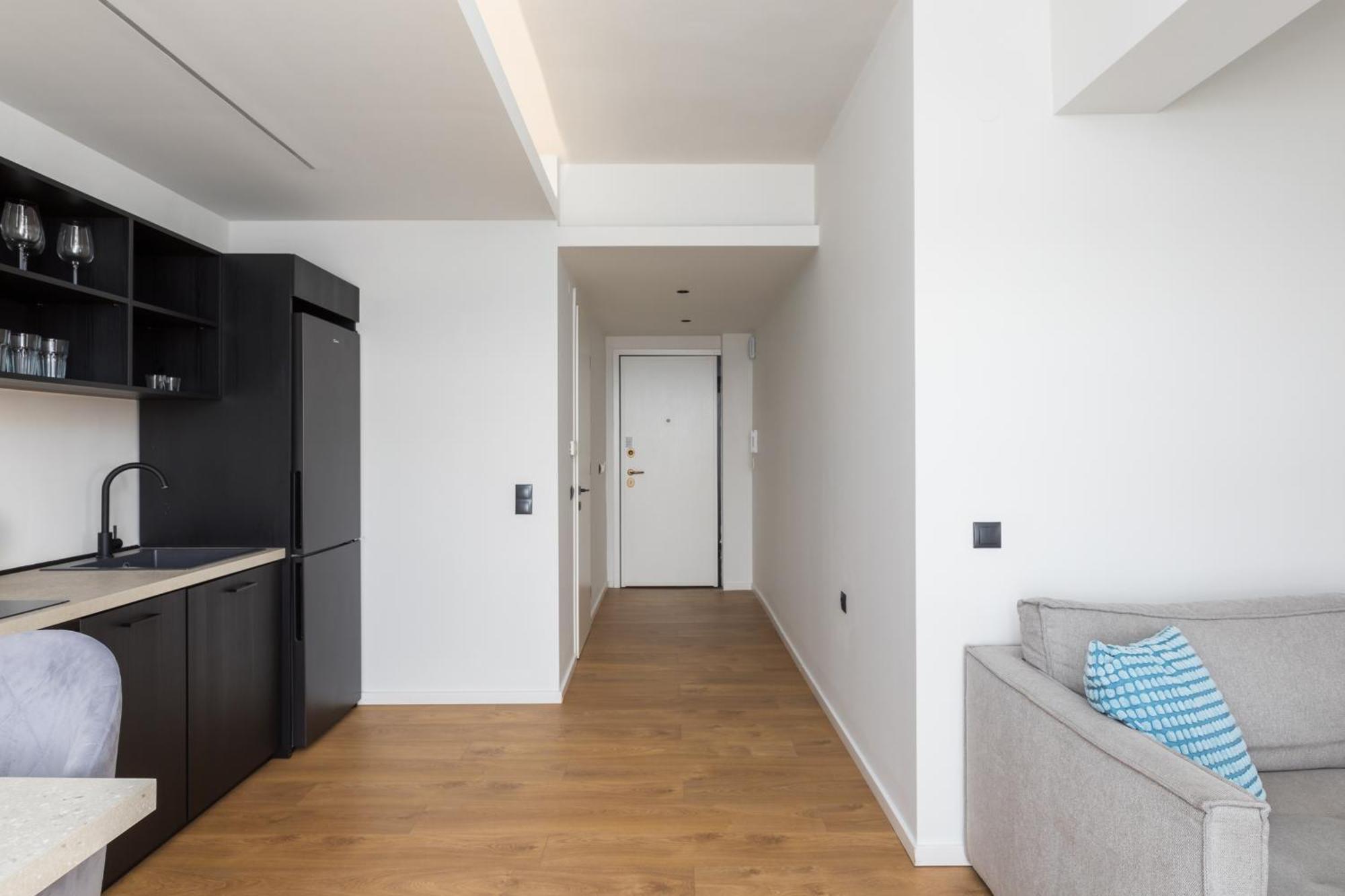Celine By Halu!, Spacious Next To Business Hub Apartment Thessaloniki
