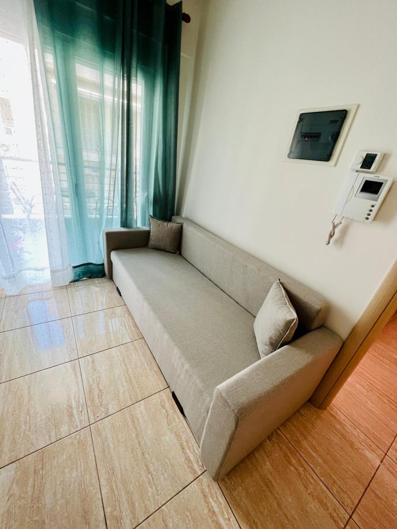Apartment Syggrou Project 1 *