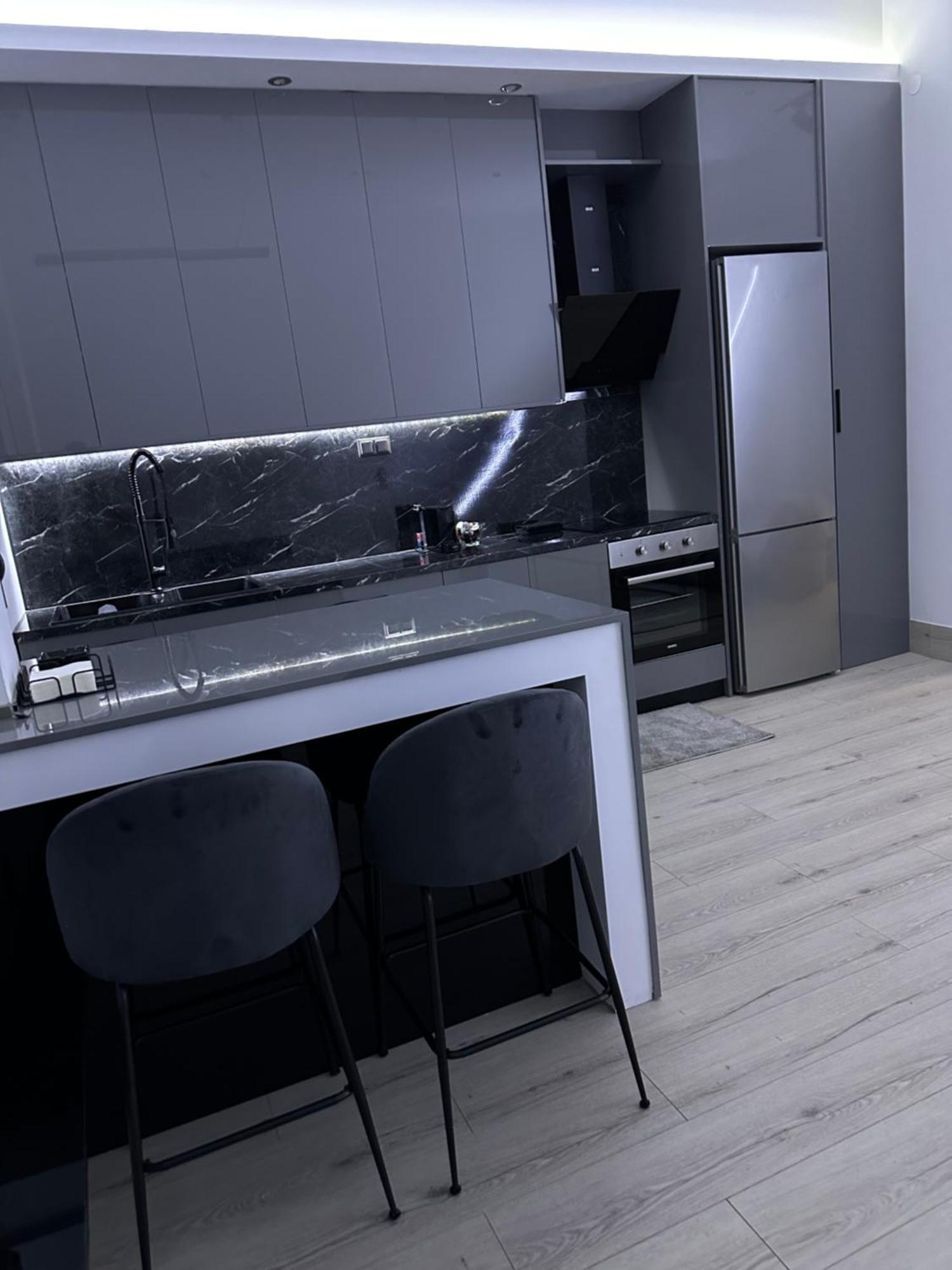 Apartment Raphael's Skg