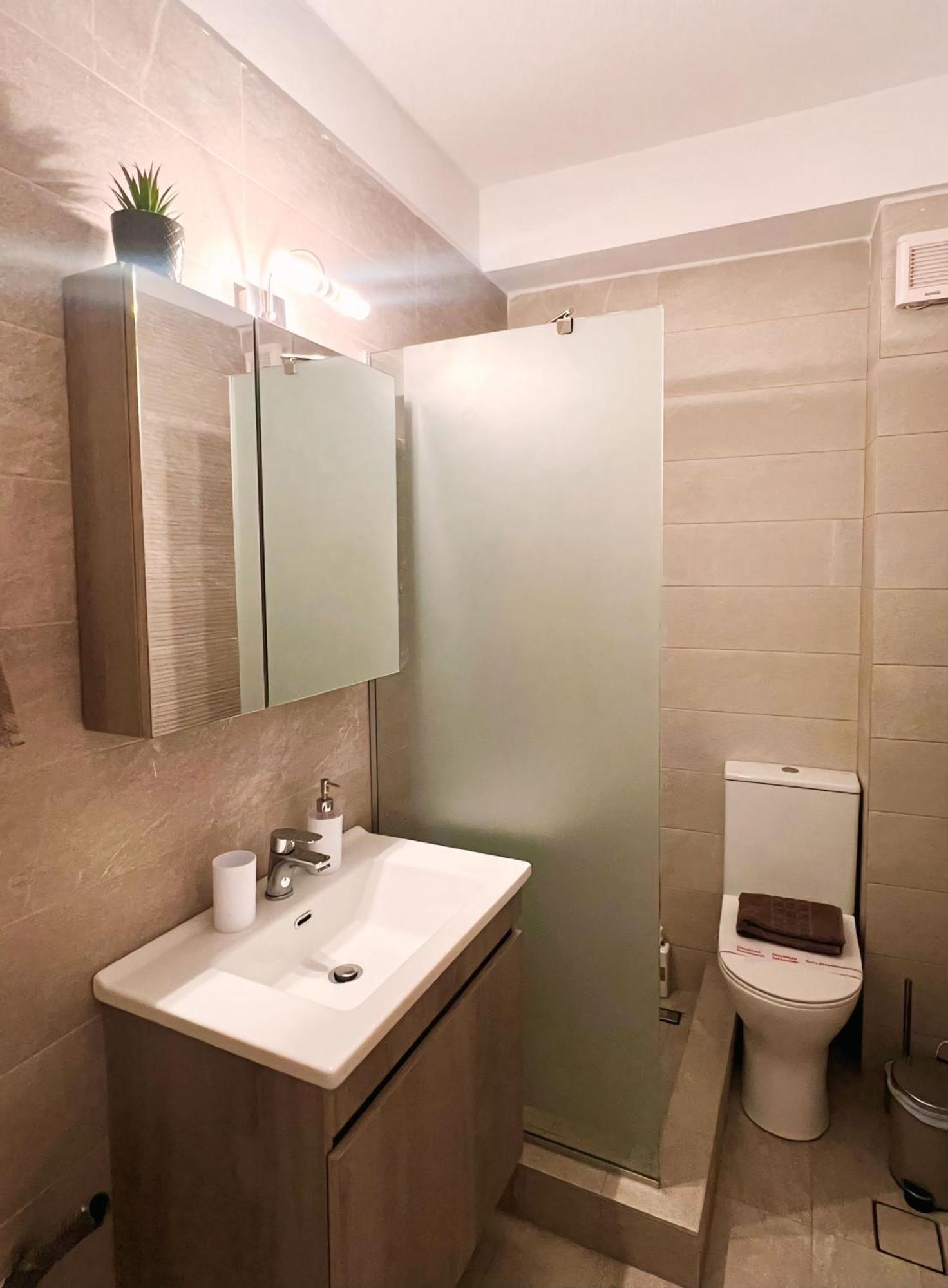 Av Luxury 2 * Thessaloniki