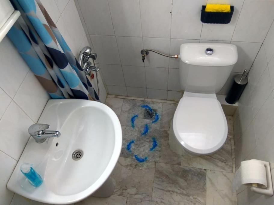 Tiny Loft In The Heart Of Thessaloniki,17 Square Meters,on The Terrace Of The Building Appartement *